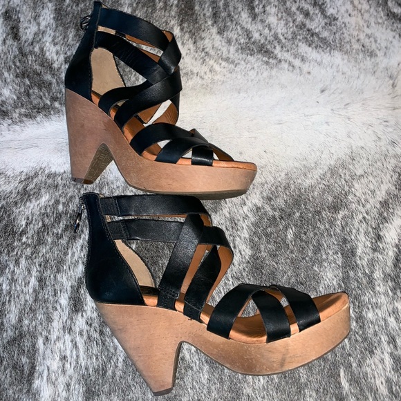 lucky brand clog sandals